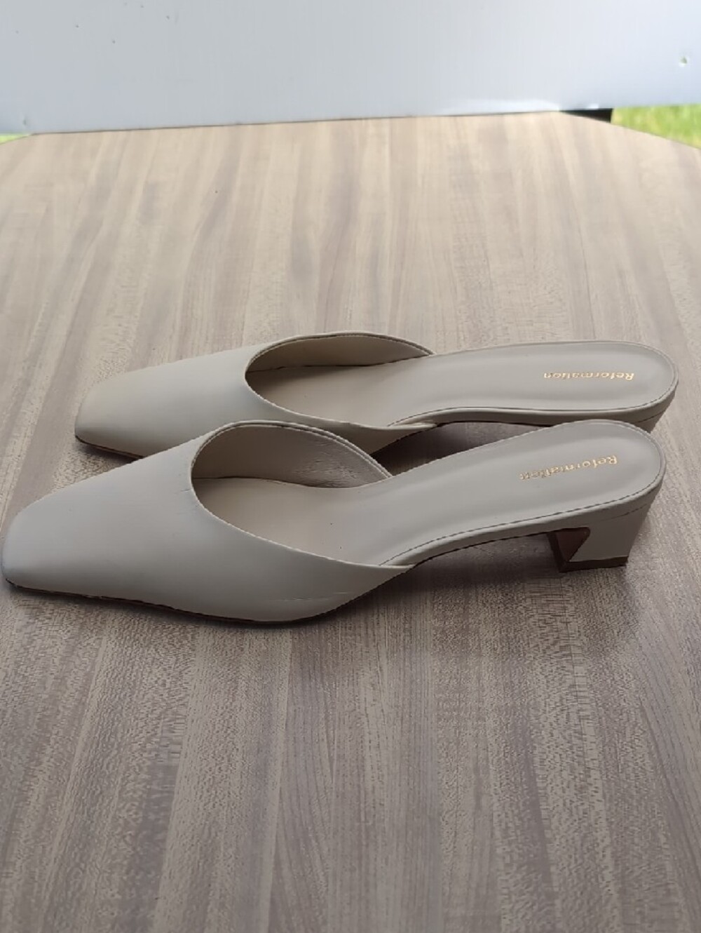 Reformation Leather Cream Square-Toe Low Heel Mules Size 9 - Picture 6 of 11